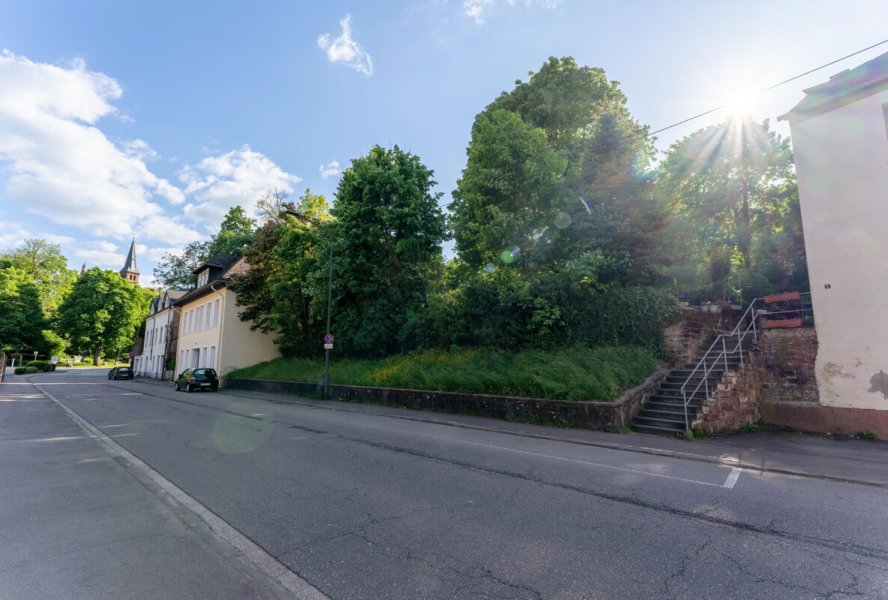 Straßenansicht