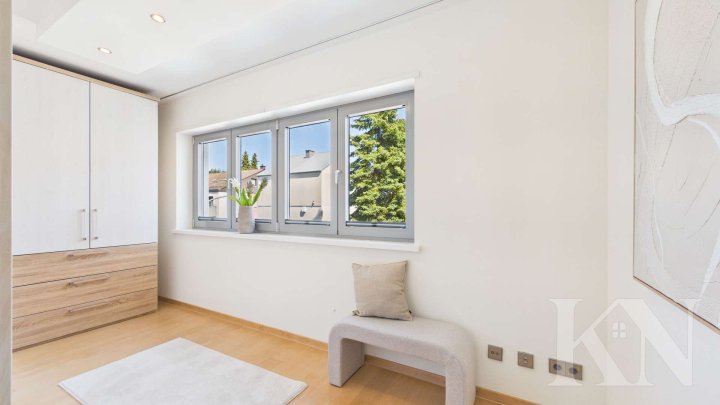 Exklusives Penthouse mit Galerie & Fernblick – Wohnen auf höchstem Niveau auf dem Triller!