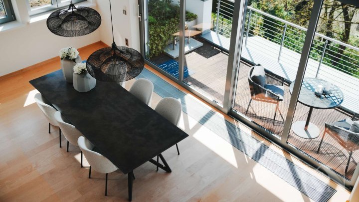 Exklusives Penthouse mit Galerie & Fernblick – Wohnen auf höchstem Niveau auf dem Triller!