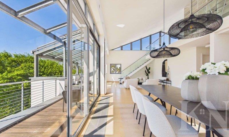 Exklusives Penthouse mit Galerie & Fernblick – Wohnen auf höchstem Niveau auf dem Triller!