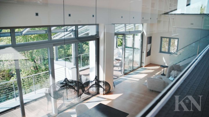 Exklusives Penthouse mit Galerie & Fernblick – Wohnen auf höchstem Niveau auf dem Triller!