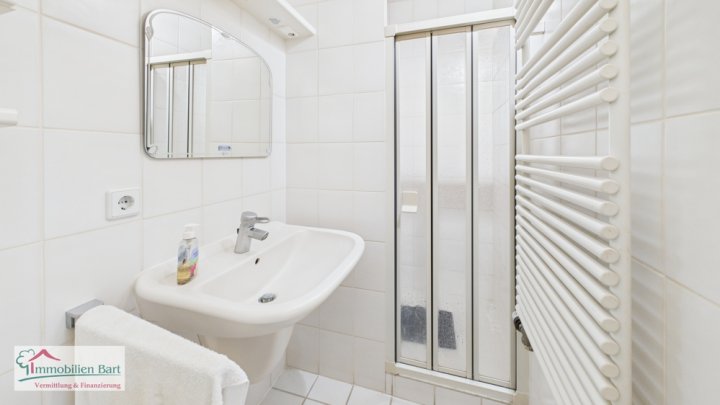 WOHNHAUS MIT 458 M² WOHNFLÄCHE IN LOSHEIM-HAUSBACH