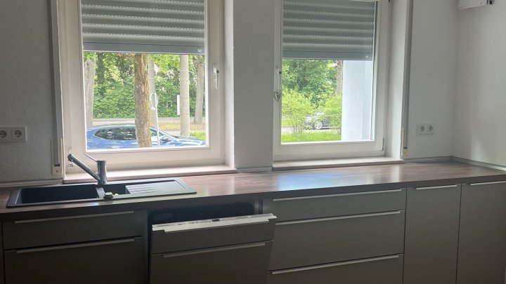 Großzügiges Wohnerlebnis im Herzen von Saarlouis - Moderne 5-Zimmer-Wohnung mit Balkon und hochwertiger Ausstattung