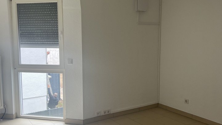 Großzügiges Wohnerlebnis im Herzen von Saarlouis - Moderne 5-Zimmer-Wohnung mit Balkon und hochwertiger Ausstattung