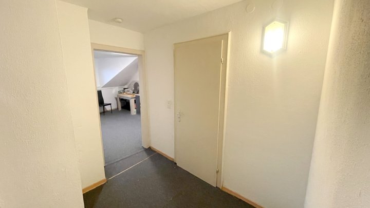 Wohnhaus mit zwei Wohneinheiten in zentraler Lage von Beckingen