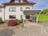 Front / Carport