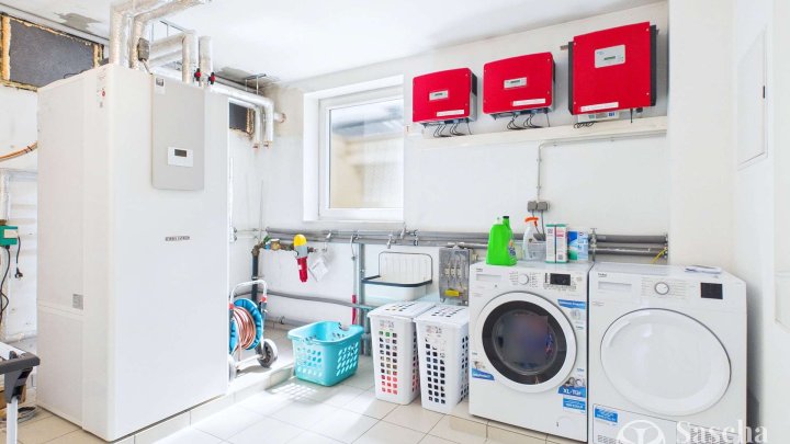 Großzügiges und hochwertiges Familiendomizil mit Kamin, Garten und moderner Energietechnik