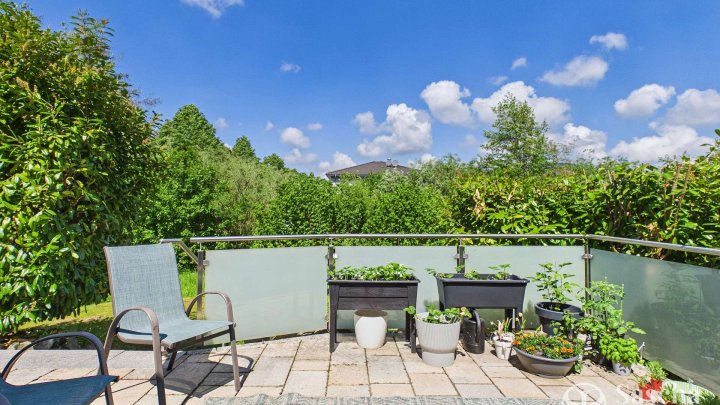 Großzügiges und hochwertiges Familiendomizil mit Kamin, Garten und moderner Energietechnik