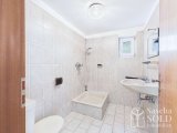 Badezimmer 2
