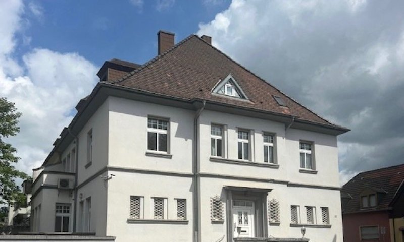 Stilvolle Altbau-Stadtvilla am Stadtrand von Völklingen - Großzügiges Wohnen auf 305 m² mit Charme und Potenzial -Wohnen und Arbeiten unter einem Dach