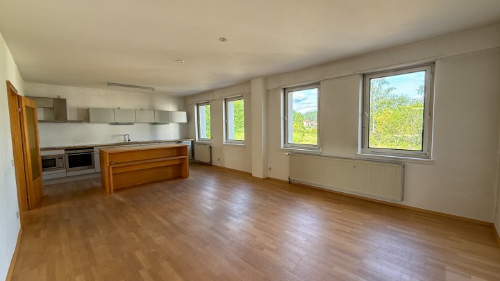 NIEDERWÜRZBACH - Helles Einfamilienhaus mit Garten in ruhiger Lage