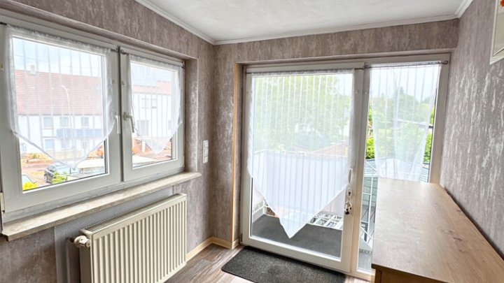 Gepflegtes 2-Familienhaus mit Garten und Terrassen, bereits Teileigentum gebildet