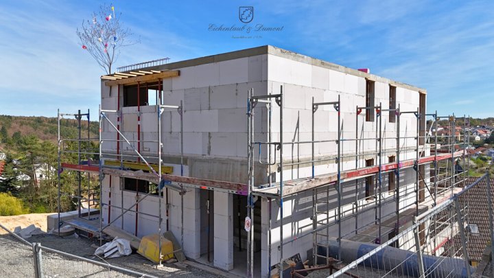 Energetisch optimierte Neubauwohnung, Etagenwohnung,  Balkon + Terrasse, provisionsfrei
