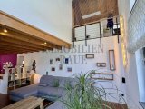 Wohnzimmer mit offener Galerie