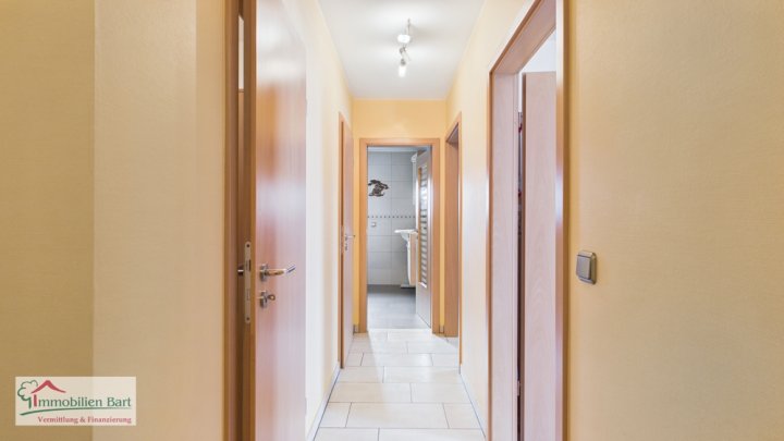 SOFORT VERFÜGBAR! HOCHWERTIGE 3 ZIMMER-WOHNUNG IN TOP-WOHNLAGE!