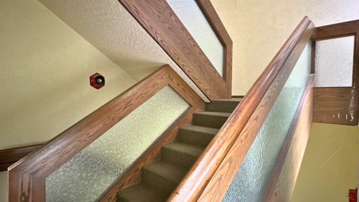 Einfamilienhaus mit ELW, tolles Grundstück mit Panoramablick über Saarbrücken