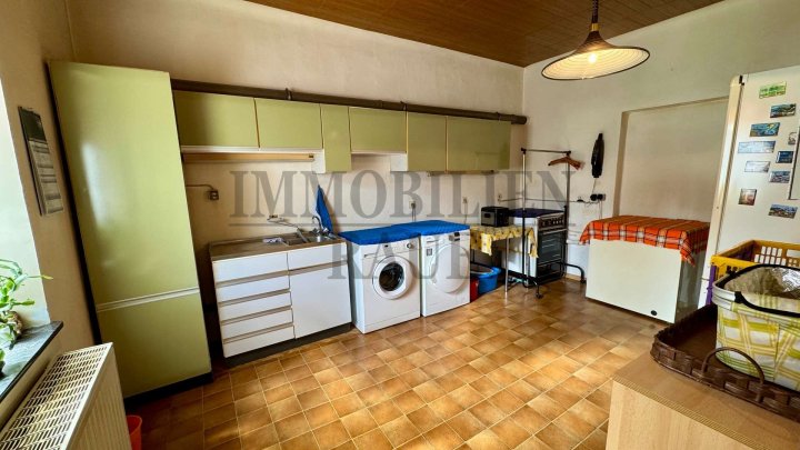 FAMILIENFREUNDLICHES UND GEPFLEGTES 1 FAMILIENHAUS MIT GROSSEM GARTEN IN RENTRICH