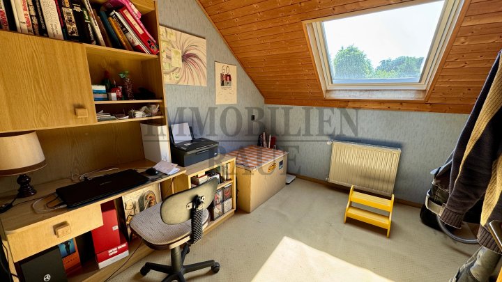 FAMILIENFREUNDLICHES UND GEPFLEGTES 1 FAMILIENHAUS MIT GROSSEM GARTEN IN RENTRICH