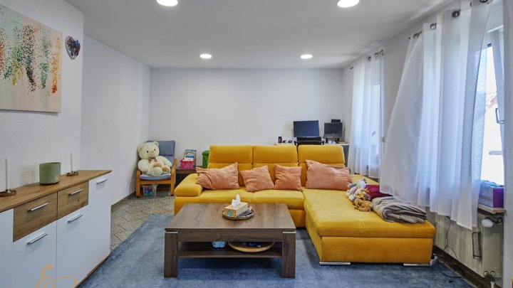 Platz für Familie, Hobby & Möglichkeiten | Haus mit Einliegerwohnung in Sulzbach