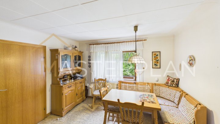 Ein Zuhause mit Geschichte – charmantes Haus in ruhiger, zentraler Lage