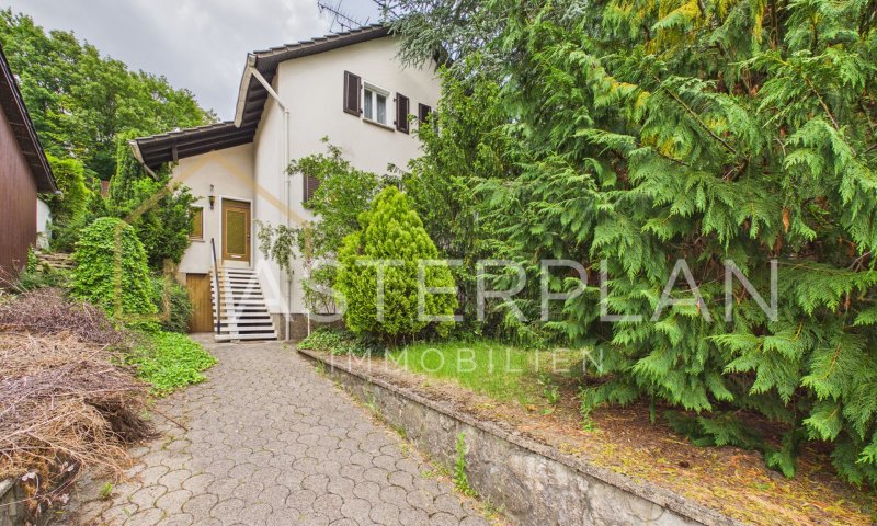 Ein Zuhause mit Geschichte – charmantes Haus in ruhiger, zentraler Lage