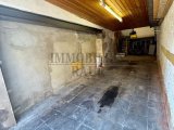 Garage (neben dem Haus)