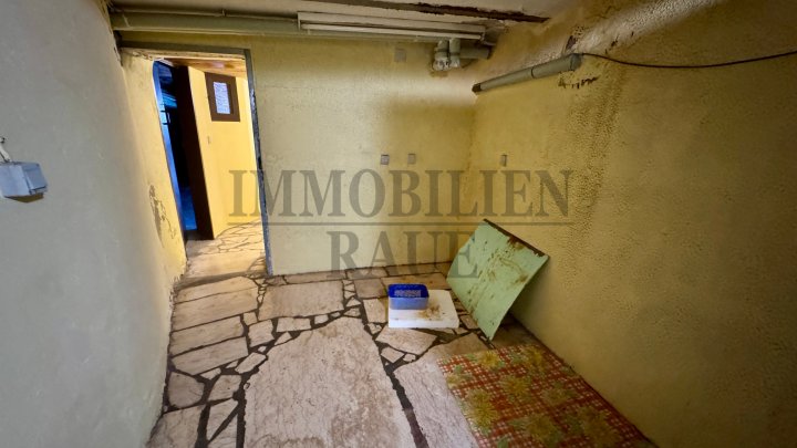FAMILIENFREUNDLICHES 1 FAM-HAUS MIT EINLIEGERWOHNUNG IN SULZBACH - OHNE GARTEN - SOFORT FREI