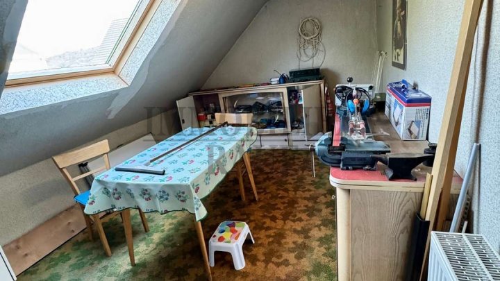FAMILIENFREUNDLICHES 1 FAM-HAUS MIT EINLIEGERWOHNUNG IN SULZBACH - OHNE GARTEN - SOFORT FREI