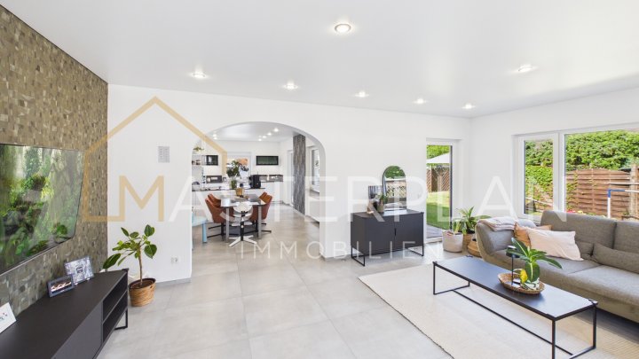 Stilvoll modernisiertes Einfamilienhaus mit Garten und vielseitigem Raumangebot