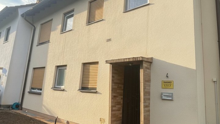  2-3 Familienhaus in Saarbrücken-Klarenthal - Ruhiges Wohnen auf großzügigem Grundstück