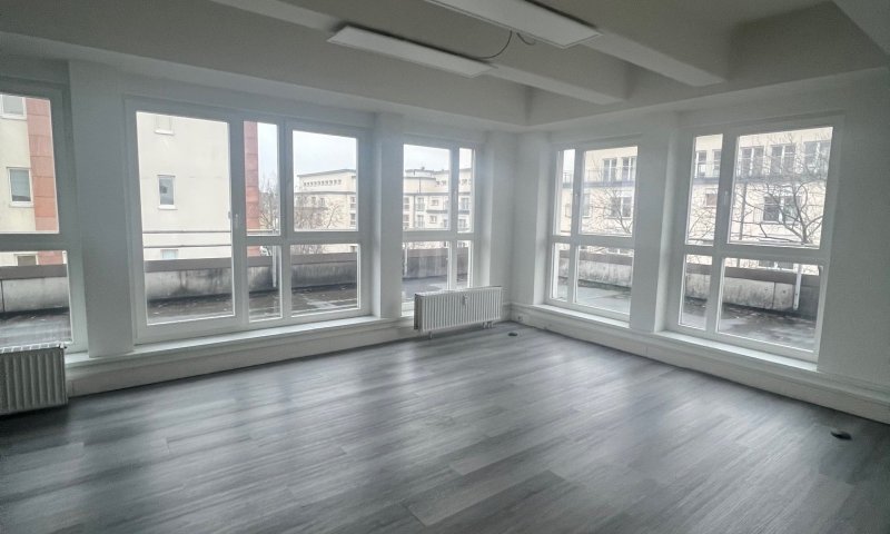 Moderne Büro- oder Praxisräume (52) im Stadtzentrum von Saarlouis - Ihr neuer Arbeitsplatz!