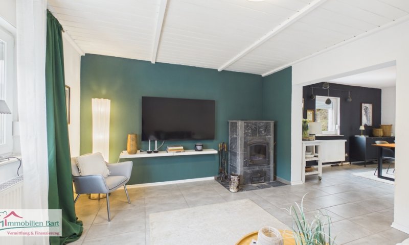 MERZIG: CHARMANTES WOHNHAUS IN WALDRANDLAGE / GARAGE/ TERRASSE / WALDZUGANG