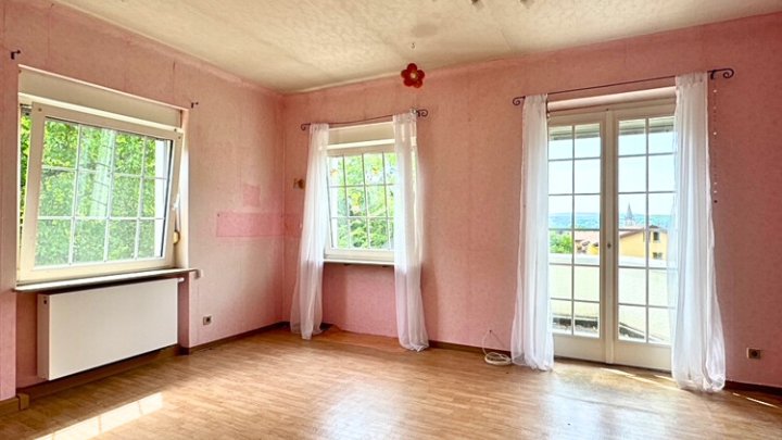 Altbauvilla mit parkähnlichem Grundstück auf dem oberen Rastpfuhl