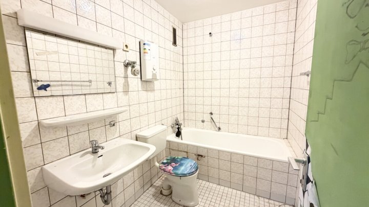 1-Zimmer-Wohnung mit Balkon in Saarbrücken-Güdingen