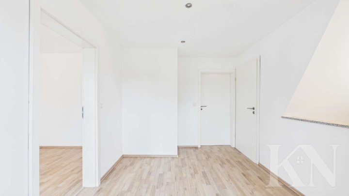 Gepflegte Doppelhaushälfte mit Garten & Ausbaupotenzial in Uchtelfangen