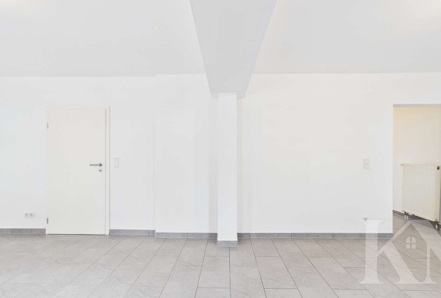 Wohn-/ Esszimmer