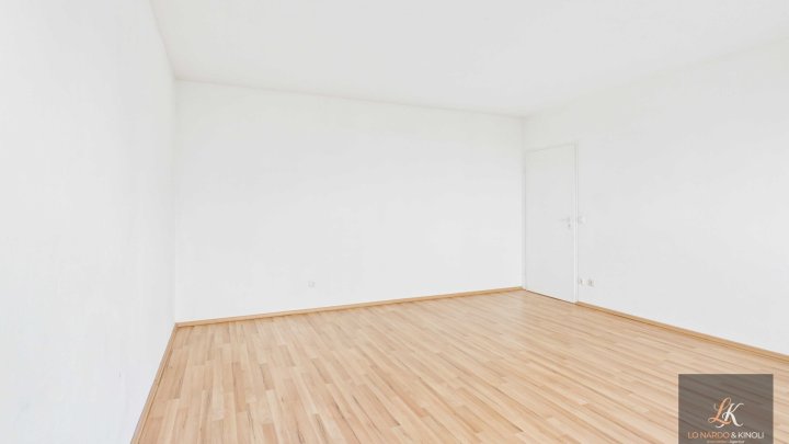 Gepflegte Eigentumswohnung in Homburg mit Balkon nahe der Uni-Klinik