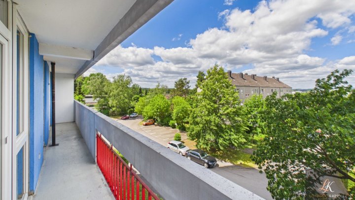 Gepflegte Eigentumswohnung in Homburg mit Balkon nahe der Uni-Klinik