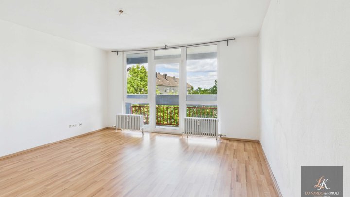 Gepflegte Eigentumswohnung in Homburg mit Balkon nahe der Uni-Klinik