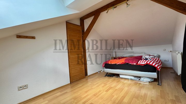 WOHNEN AUF EINER EBENE – WINKELBUNGALOW MIT GARTEN IN GUTER LAGE VON SPIESEN