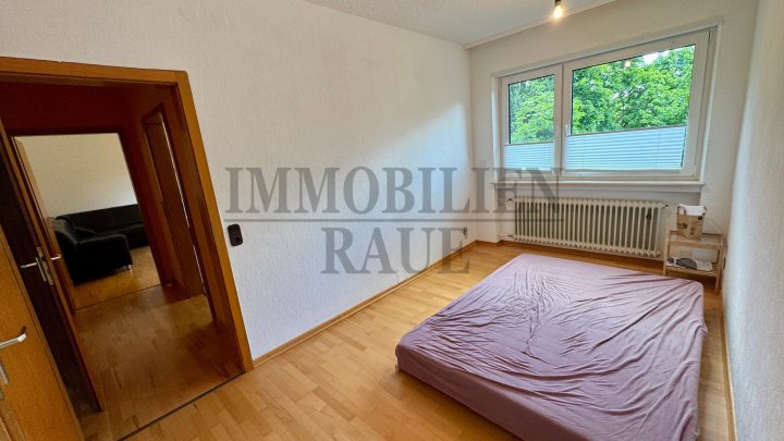 WOHNEN AUF EINER EBENE – WINKELBUNGALOW MIT GARTEN IN GUTER LAGE VON SPIESEN