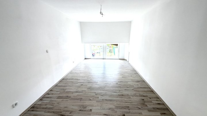Mehrgenerationenhaus mit separaten Wohneinheiten und Scheune