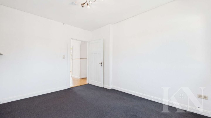 Altbauvilla mit Charme & Schieflage – 200 m² Wohnfläche auf 1.085 m² Grundstück