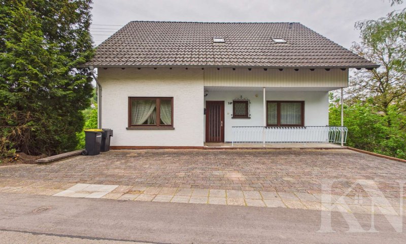 Einfamilienhaus mit großem Grundstück und vielseitigem Potenzial