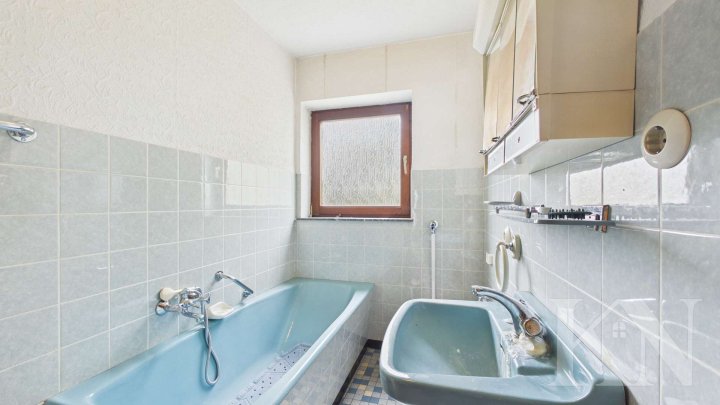 Einfamilienhaus mit großem Grundstück und vielseitigem Potenzial