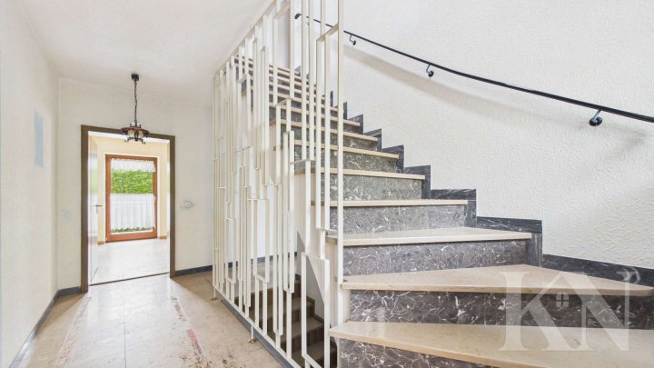 Einfamilienhaus mit großem Grundstück und vielseitigem Potenzial