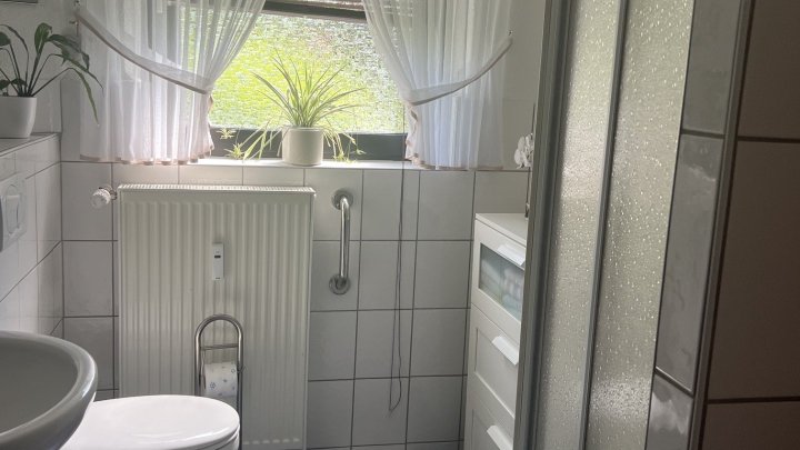 Freistehendes 2-Familienhaus in Völklingen-Oberes Wehrden zu verkaufen - ideal für Familien oder Kapitalanleger
