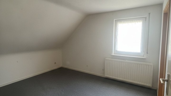 Freistehendes 2-Familienhaus in Völklingen-Oberes Wehrden zu verkaufen - ideal für Familien oder Kapitalanleger
