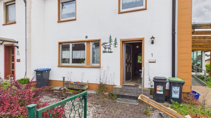 Attraktives Reihenendhaus in begehrter Lage von Ommersheim!