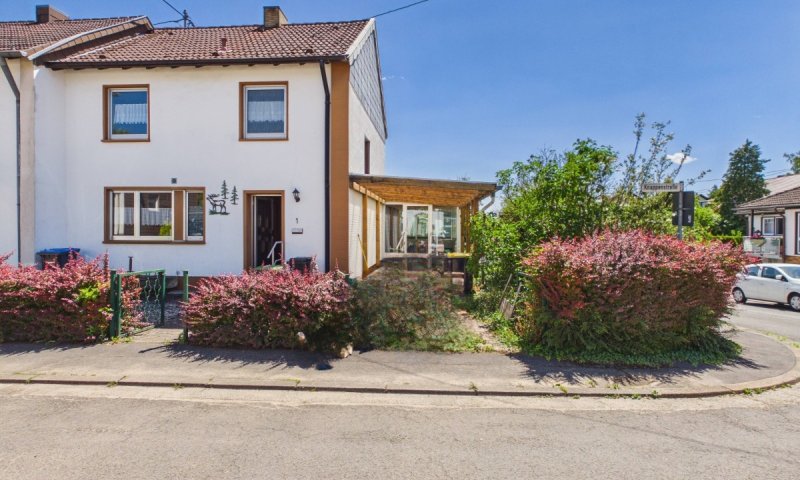 Attraktives Reihenendhaus in begehrter Lage von Ommersheim!